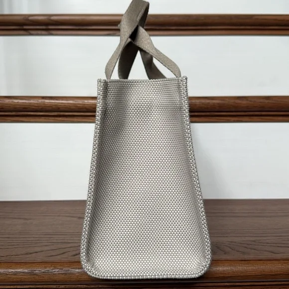 Lululemon Mini Boxy Tote 4.5L ivory tan EUC - Picture 5 of 8